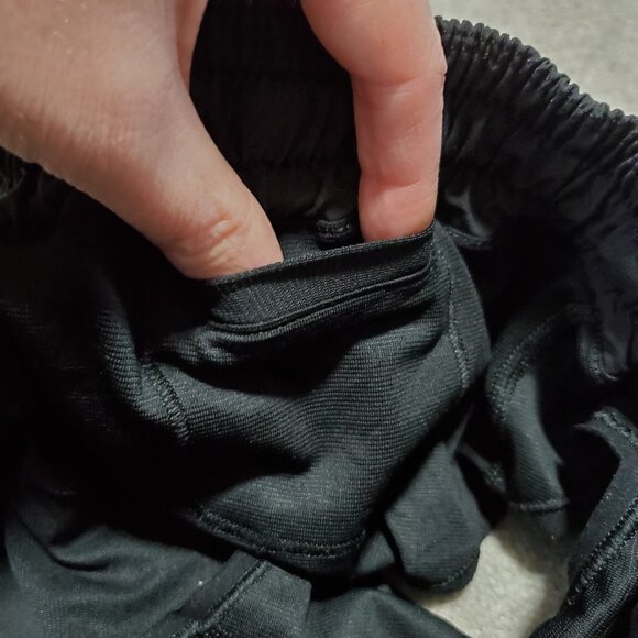 LULULEMON Hotty Hot Shorts 2 II Swift Mesh Lined Running Gym Black Womens 8 x 2" - Picture 9 of 16